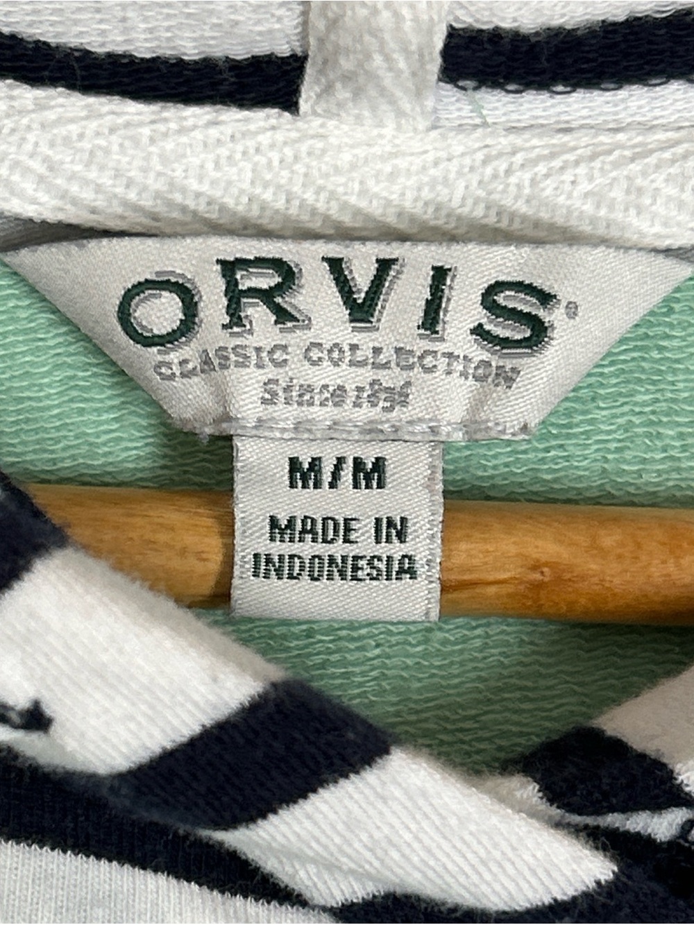 Orvis Classic Striped Sleeve Mint Green & Navy Comfy Hoodie Women's Size Medium - Picture 3 of 10